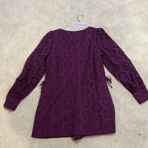 Lilly Pulitzer Aisha Eyelet Romper - Picture 3 of 9